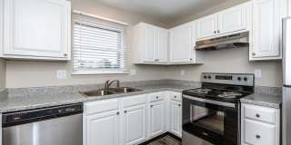 Maple Hills Apartments Gallery 27