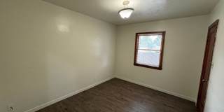 Charming 3 Bedroom, 1 Bath Near Down Town! Gallery 19