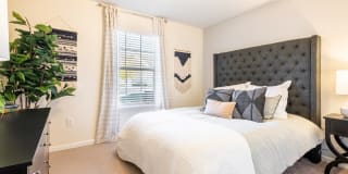 Hawthorne at the Hall Gallery 18