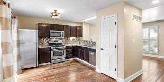 Lovely 2 Bedroom / 2 Bath for Rent Gallery 11