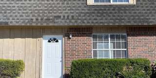 2 Bedroom, 1.5 Bathroom, Two-Story Townhouse with fenced-in backyard in Farmington Gallery 1