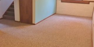 3 Bedroom, 2 Bath Duplex in North Side Iowa City Gallery 12