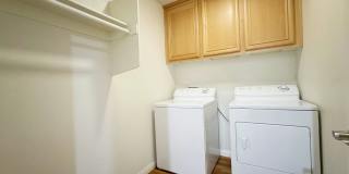 Stunning 2 Bed / 2.5 Bath Condo with 2-Car Garage in North Park Gallery 4