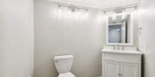 690 ISLAND WAY 212 Gallery 33