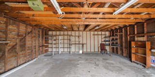 Comfortable Living in a Convenient Location – Charming 3BR 1BA Home at 2403 W Everett Gallery 37