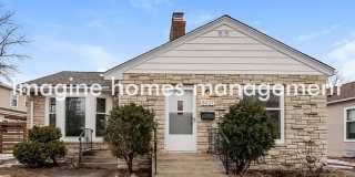 5927 Chicago Avenue Gallery 1