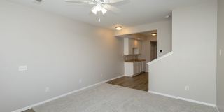 CHARMING TOWNHOME!! 2 Bedroom, 3 Bathroom Townhome in Ankeny! Gallery 7