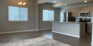 Beautiful Townhome in Townes At Woodmen Heights Gallery 23