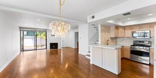 Coastal Townhouse in the Heart of Santa Monica! Coastal Townhouse in the Heart of Santa Monica! Gallery 1
