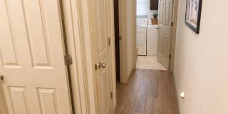 4 Bed House - North of UT Campus Gallery 10
