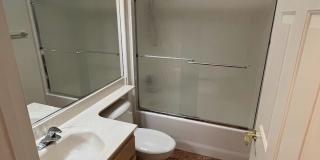 Stunning 3 bedroom 3 bath with Guest House in Sun City Anthem for 55+! Gallery 29