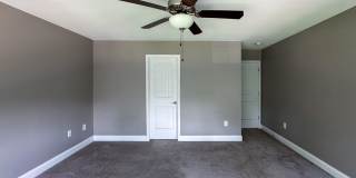 Beautiful 4 Bed 2.5 Bath Home in North Fayetteville Gallery 22