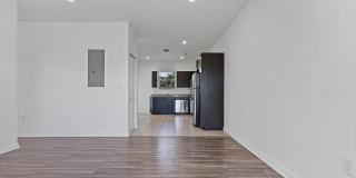 105 2nd Street Gallery 4