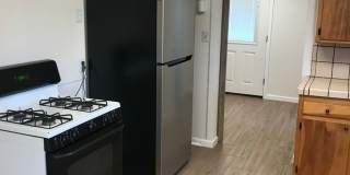 Updated 3 Bedroom 2 Bathroom Home in Paradise! Gallery 5