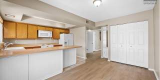 2Bed/1.5Bath Townhome at 15th Ave/Camelback! Ready for Immediate Move-In! Gallery 17