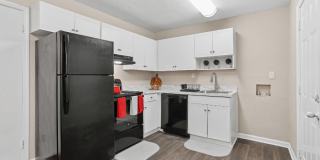 Brentwood Apartments Gallery 4