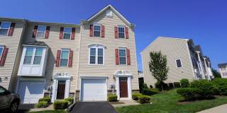 900 SUSAN Circle Gallery 1