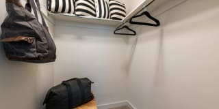 RiverHouse Gallery 51