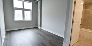 3833 N Broadway Gallery 298