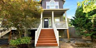 $500 off First Month!!  Beautifully Updated 4-Bedroom Oregon City Home with A/C, Fireplace & Fenced Yard! Gallery 1
