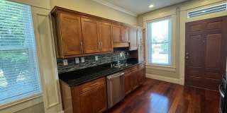 1231 Bardstown Road Gallery 10