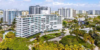 2840 N Ocean Boulevard Blvd Gallery 17
