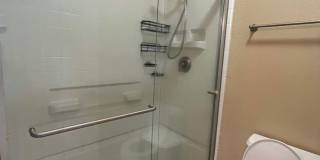 Spacious 3bed 2.5 bath available in Regency Park Spacious 3bed 2.5 bath available in Regency Park Gallery 25
