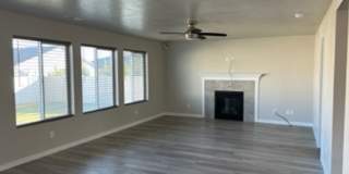 Great 4 bed 2.5 bath home with 2600 sq ft! Kuna Home with lots of room just off N Ten Mile Rd and Columbia. Great 4 bed 2.5 bath home with 2600 sq ft! Kuna Home with lots of room just off N Ten Mile Rd and Columbia. Gallery 7