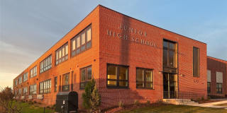 510 S College Street unit: 120 Gallery 1