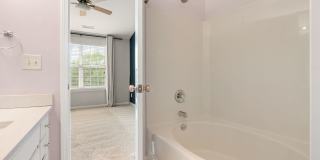 Thaxton Place Townhome Gallery 15