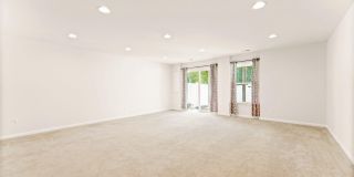 41715 MCMONAGLE Square Gallery 7