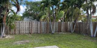 12695 SW 144th Ter Gallery 20