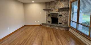 Stunning 3-bedroom, 3-bathroom single family home Stunning 3-bedroom, 3-bathroom single family home Gallery 21