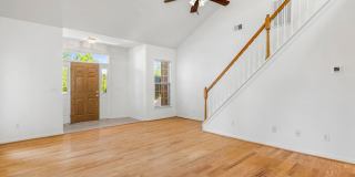 NW Brick Townhome, Granite Counter-Tops, Wood Floors, FP, Garage! NW Brick Townhome, Granite Counter-Tops, Wood Floors, FP, Garage! Gallery 5