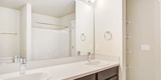 Modern 4bd 2.5ba in LSSD Gallery 16