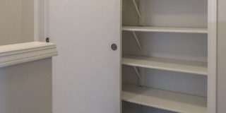 Updated Interior ! Spacious 2 Bedroom 2.5 Bath Town home close to Intel and Nike Gallery 19