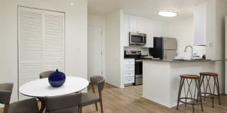 eaves Seal Beach Gallery 8