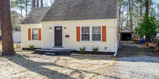 Amazingly large 2 bedroom home with fenced yard! Gallery 1