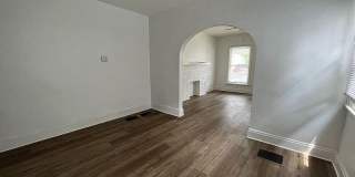 1663 S 4th St. Gallery 7