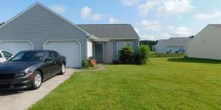 Charming 2-Bedroom, 2-Bath Duplex with Garage Gallery 1