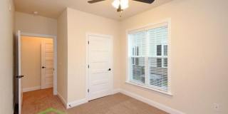 Briton Trace Apartments Gallery 63