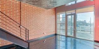 Move in ready modern loft condo in Uptown Charlotte just seconds to all the action. Gallery 16