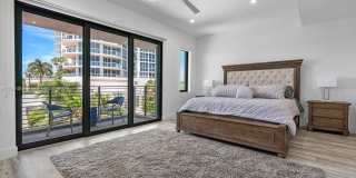 332 Balboa St Gallery 32