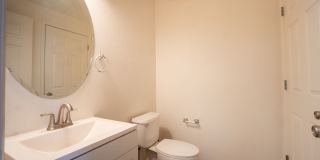 Beautiful townhome on Snow Bowl for Rent! Gallery 10