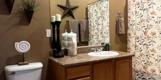 WINTER VACATION RENTAL - 3 Bedroom/3 Bath Condo Gallery 24