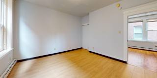 65 Lake Place Gallery 18