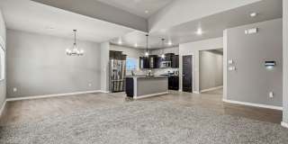 BEAUTIFUL FAR EAST HOME RIGHT OFF I-10, PET FRIENDLY WITH NO BREED RESTRICTIONS Gallery 18
