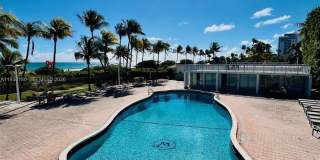 2655 Collins Ave Gallery 24