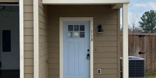 113 Village North Circle Gallery 1