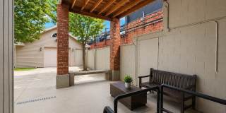 1014 W George Street Gallery 33